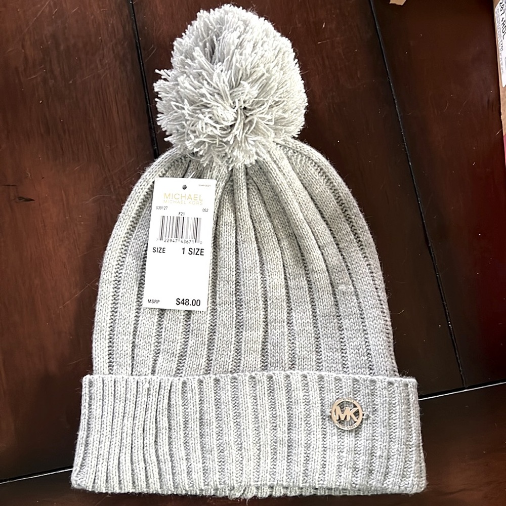 Micheal Kors Grey Winter Hat NWT